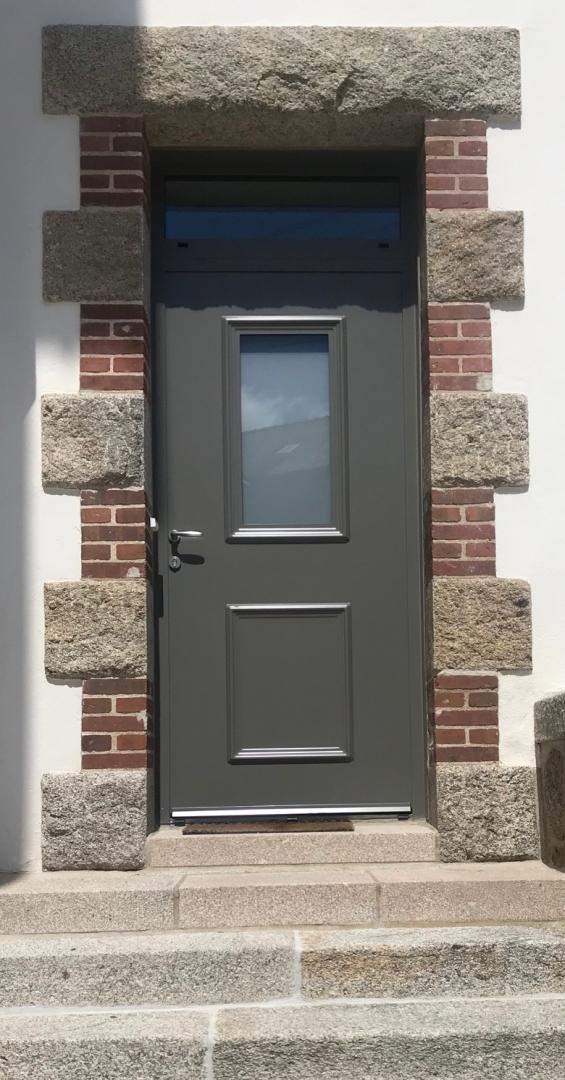 Portes d'entrée en aluminium Morbihan